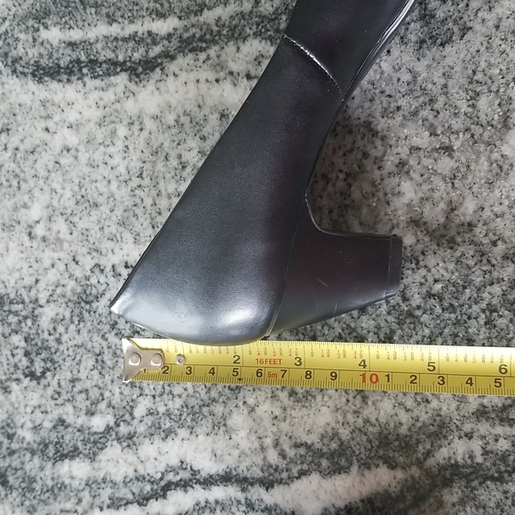 ***Sold*** Comfort Plus Classic Black Low Heel Sz 7 - Picture 7 of 8